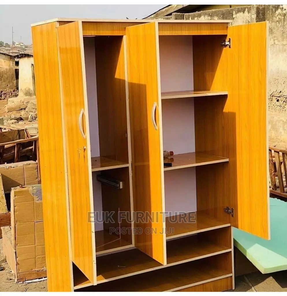 4ft by 6ft Wardrobe
