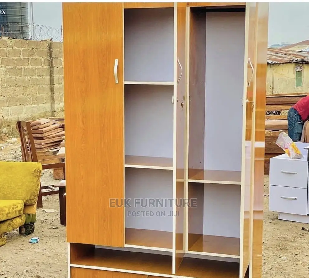 4ft by 6ft Wardrobe
