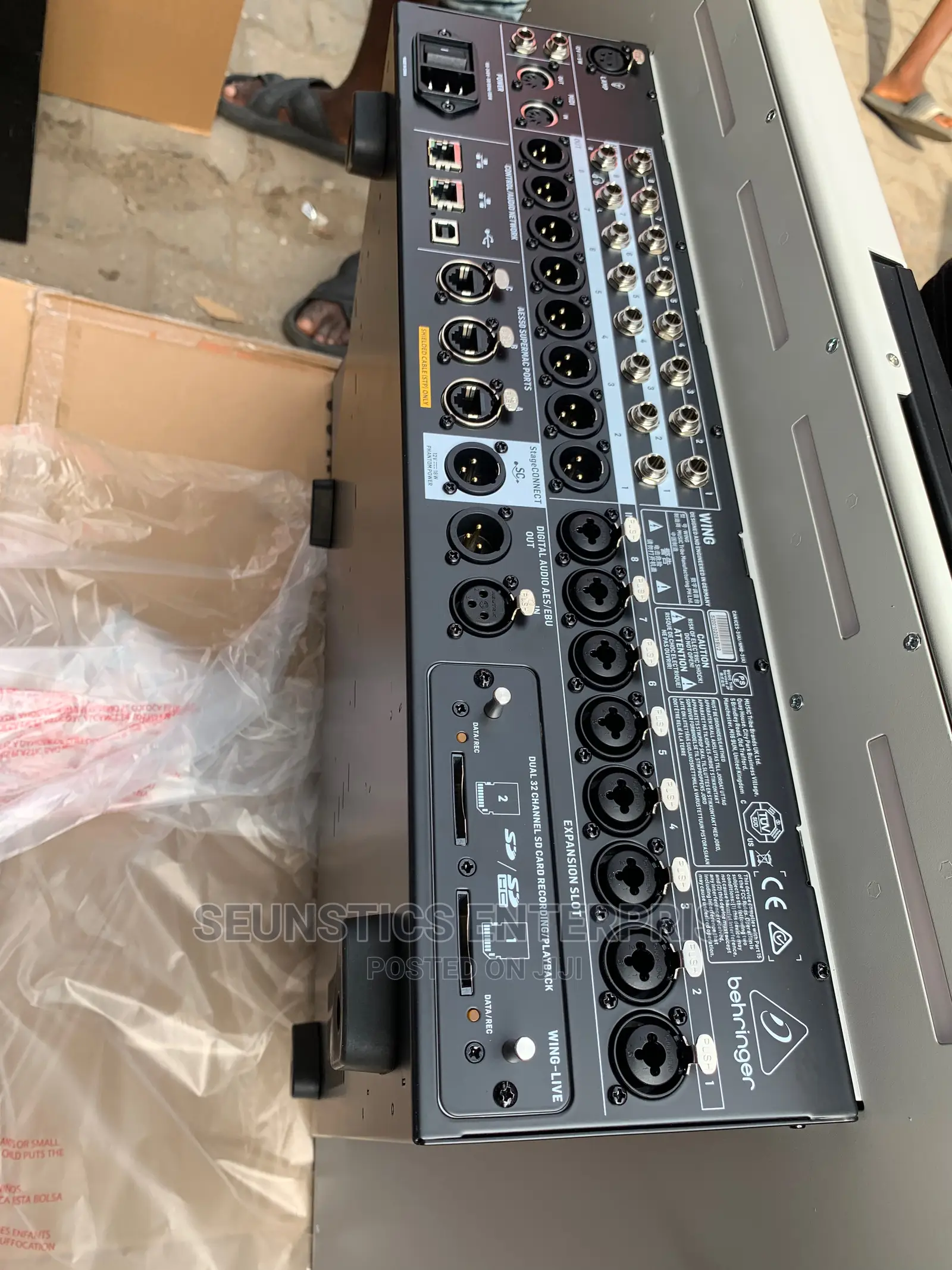 Behringer Wing 48- Channel Digital Mixer