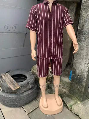 Headless Male Plastic Mannequin Without Head but Has Hands