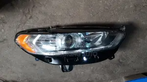 Headlight Ford Fashion 2013