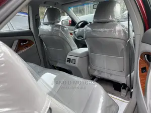 Toyota Camry 2010 Red