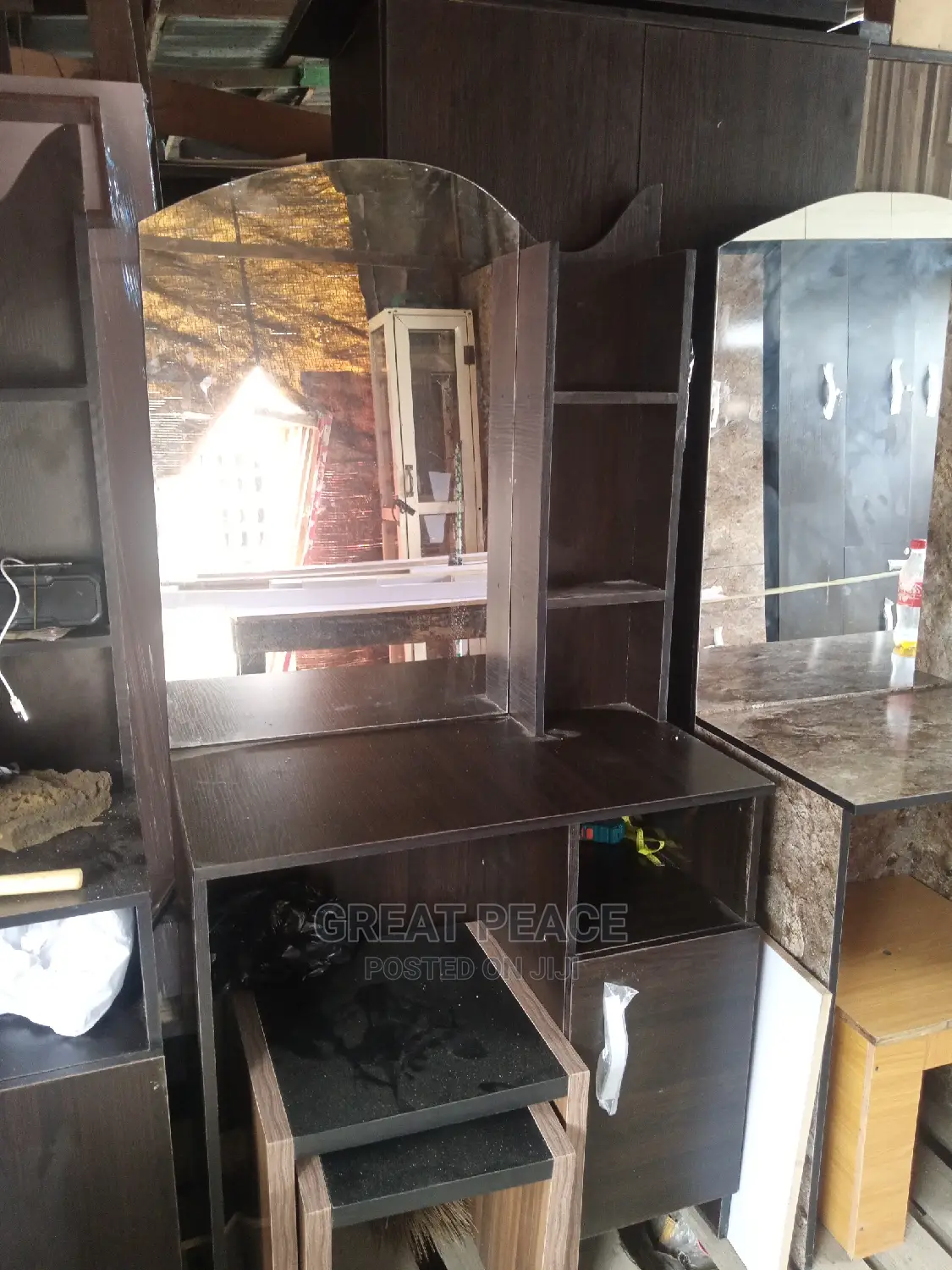 Dress Table