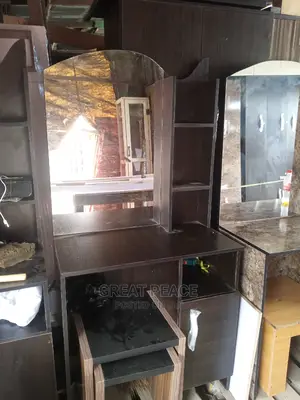 Dress Table
