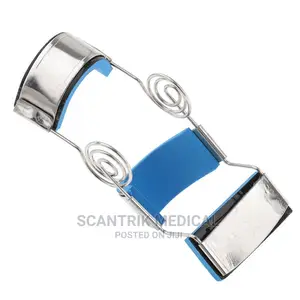 Finger Rehabilitation Trainer for Bent Finger Injury
