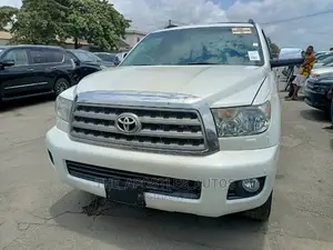 Toyota Sequoia 2012 White
