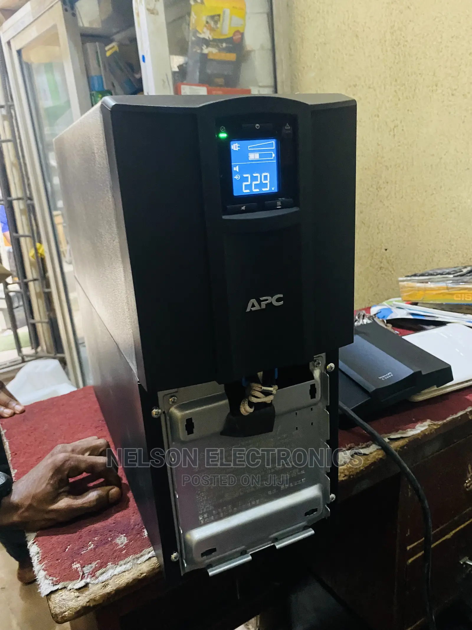 Apc 3000va Smart Ups With Smartconnect, 3000 Sinewave