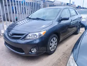 Toyota Corolla 2012 Gray
