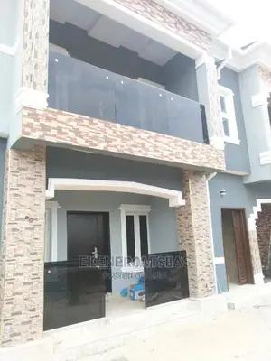 Frameless Glass Design