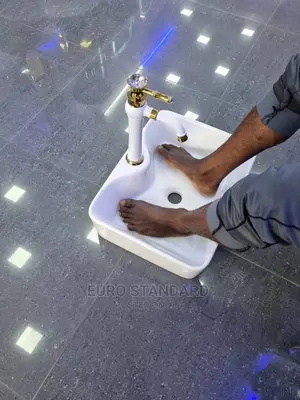 Ceramic Basin for Pedicure