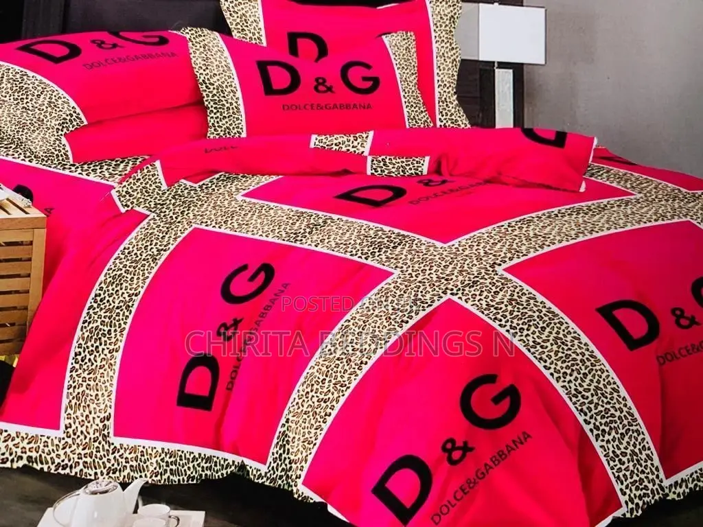 Family Size Bedspread (2 Pillowcases)