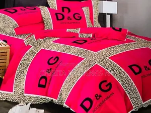Family Size Bedspread (2 Pillowcases)