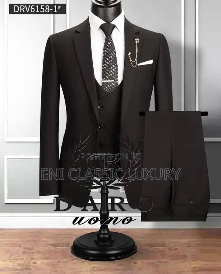 Classy Mens 3 Piece Slim Fit One Button Suit Tuxedo Set.