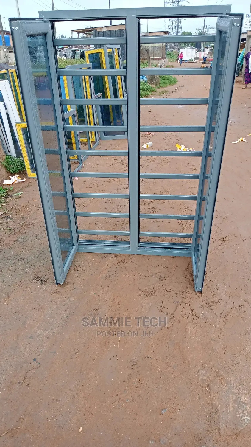 Casement Windows With Inner Buglary and Net