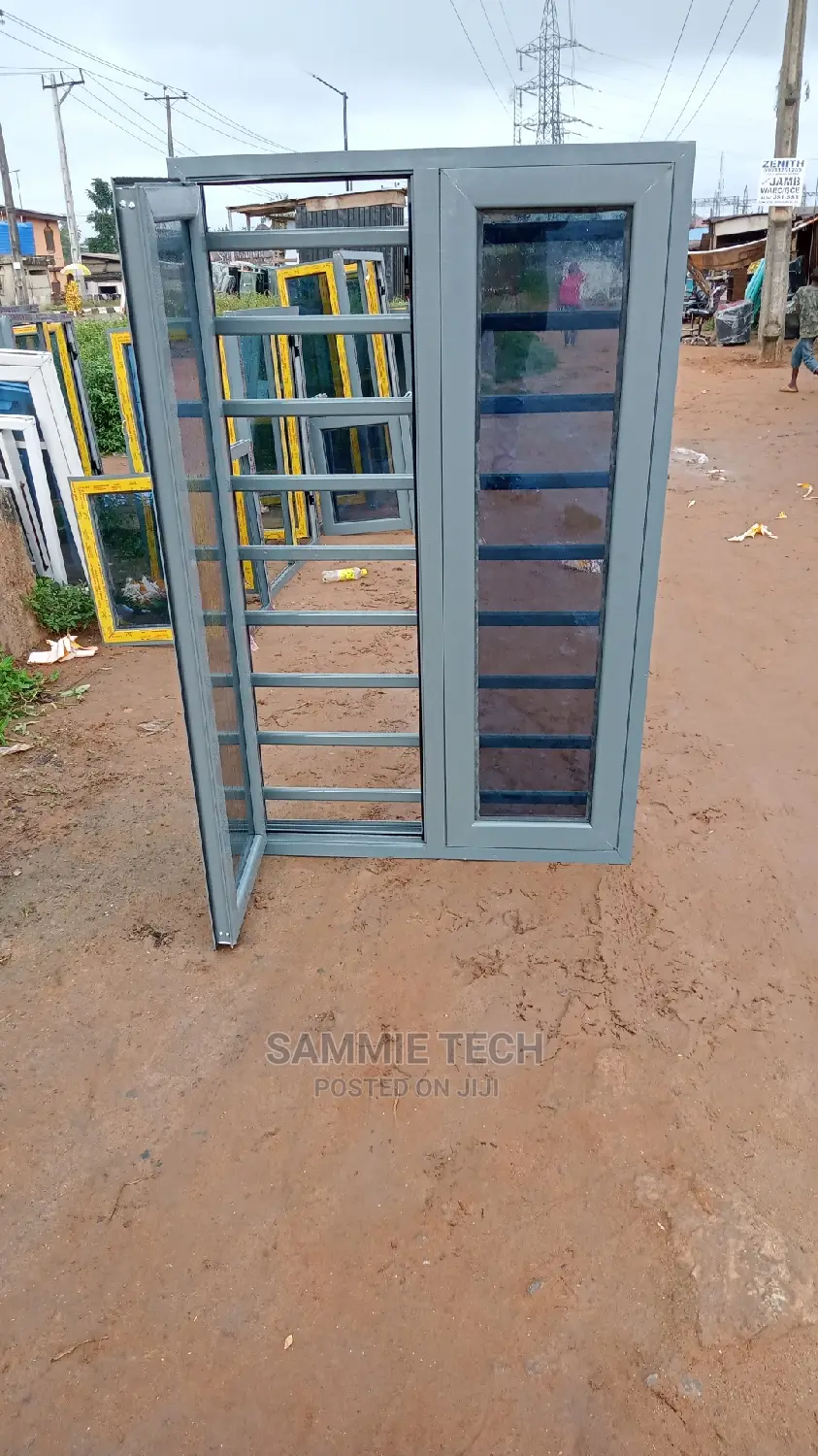 Casement Windows With Inner Buglary and Net