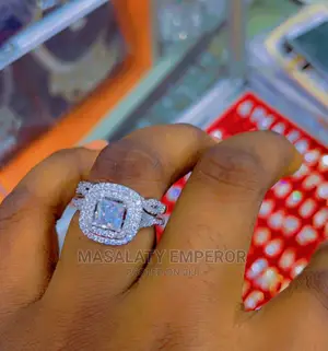 Photo - Unique Wedding Rings