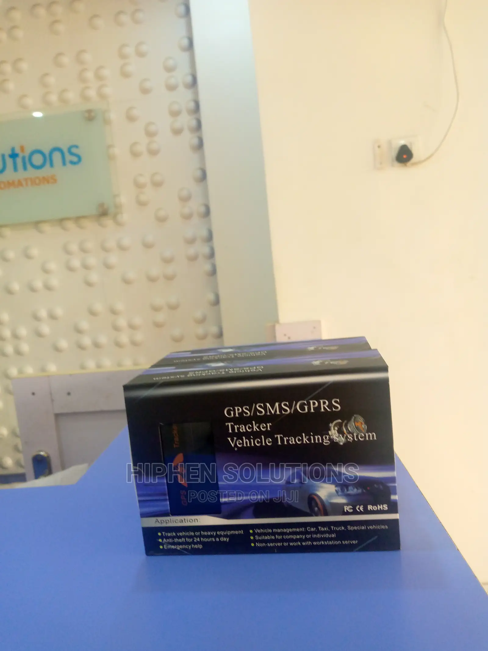 Low Maintenance GPS Tracking System