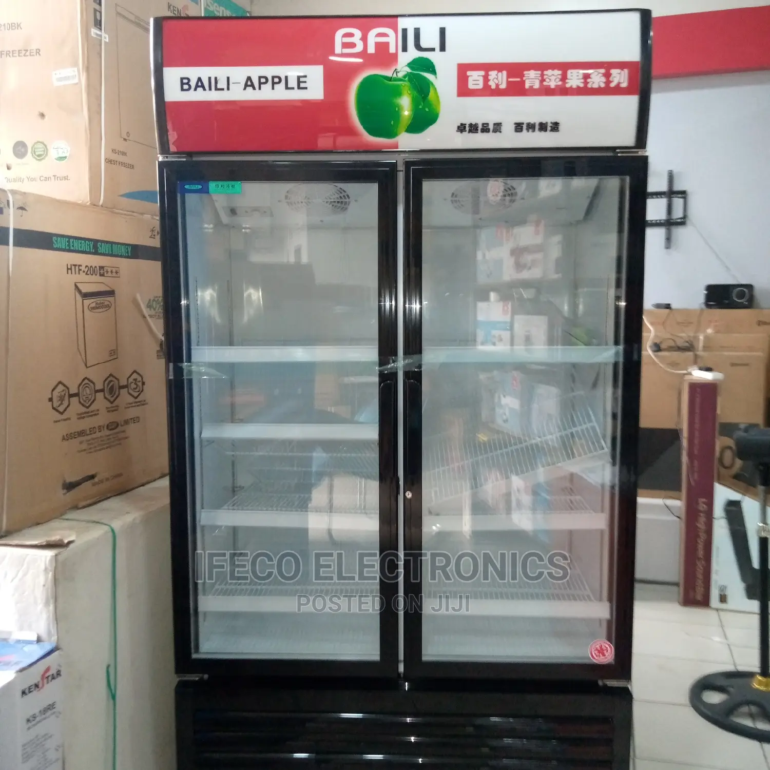 CHILLER Show Glass