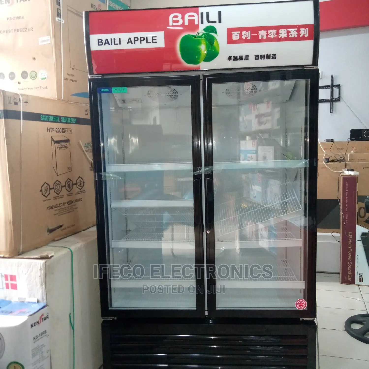 CHILLER Show Glass