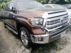 Toyota Tundra 2020 Brown