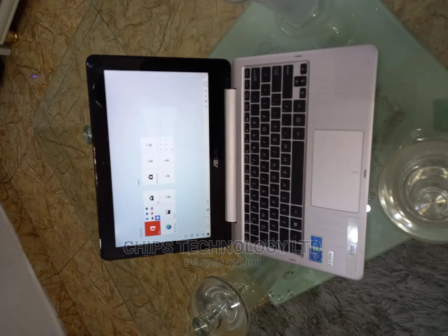 Laptop Asus E203MA 2GB Intel Celeron SSD 32GB