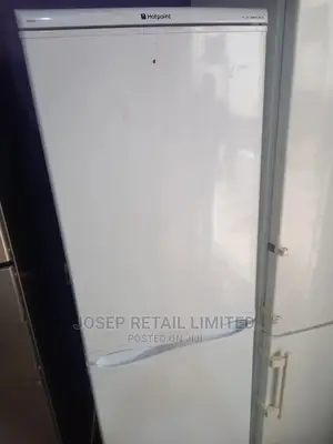 Hotpoint European Refrigerator Fridge and Freezer
