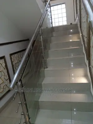 Photo - Stainless Lining + Glass Railings