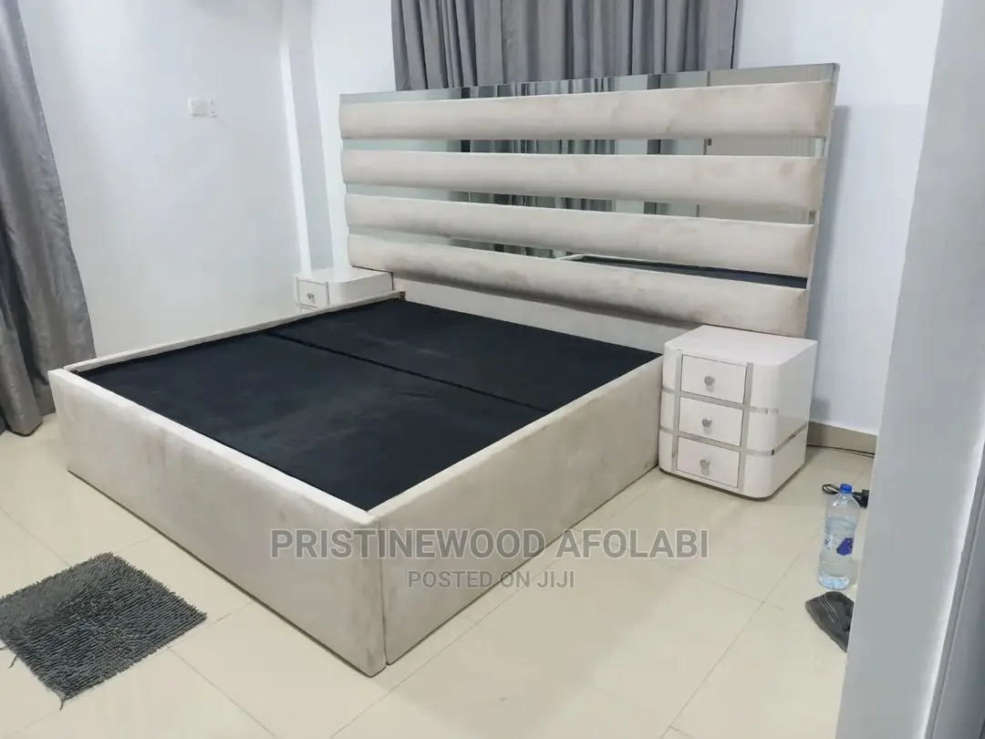 Bedframe by Pristinewood