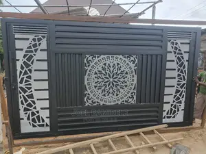 Gates :Strong and Durable Double Panel - Gates