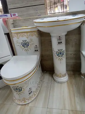 Water Closet Rockford Flowered 1