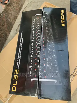 Midas Dl32- Stage Box With 32 Midas Preamps