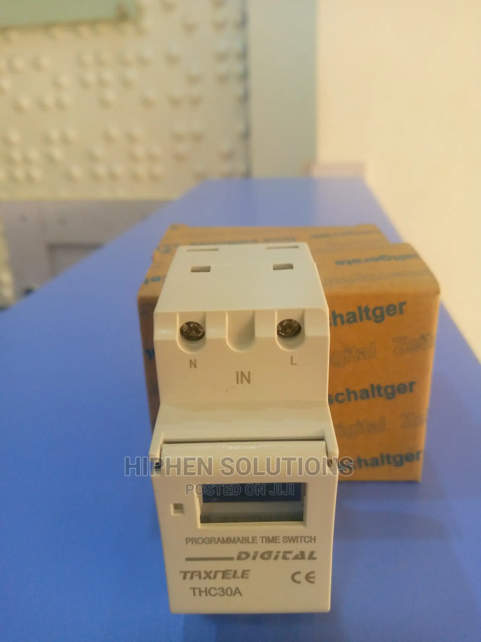 Lightweight Electrical Programmable Time Switch