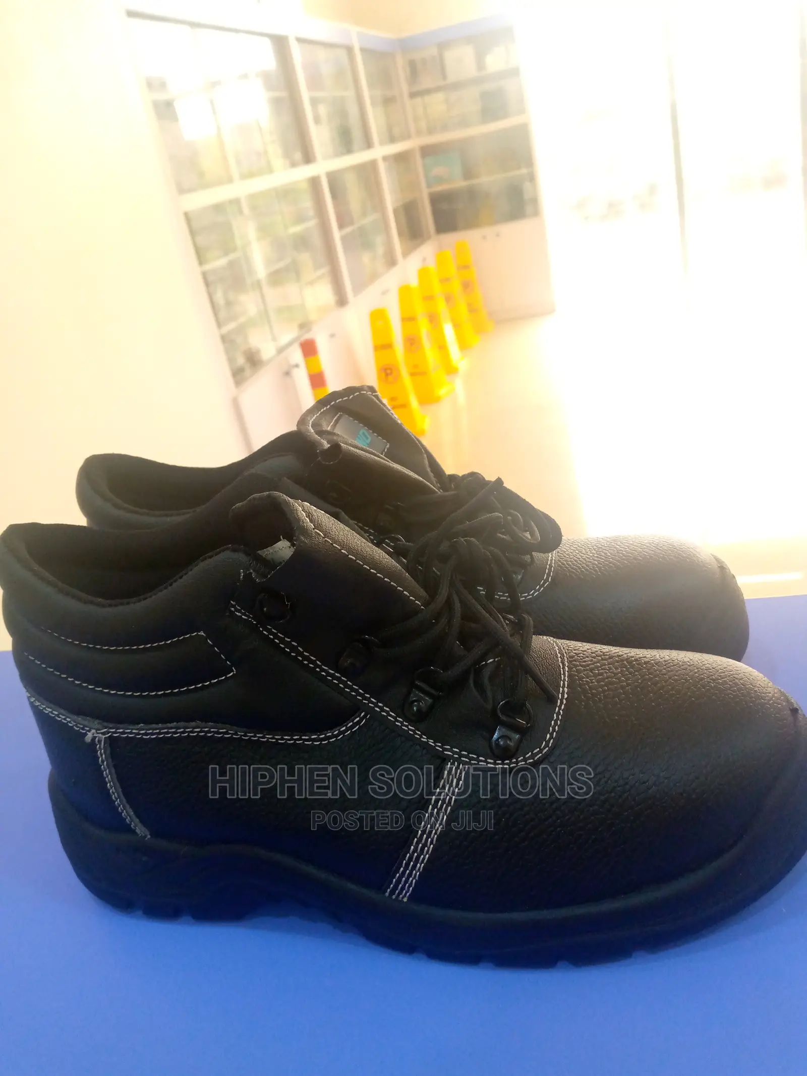 Excellent Material Safety Shoes