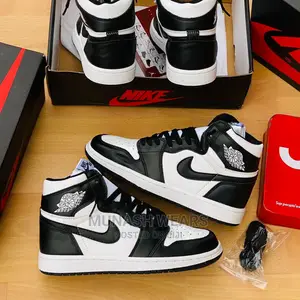 Nike High Sneakers