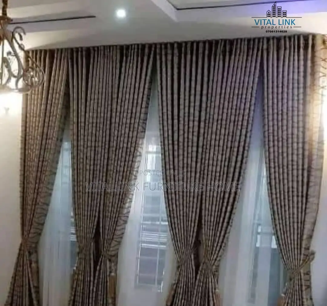 Classic Well Designed Curtain