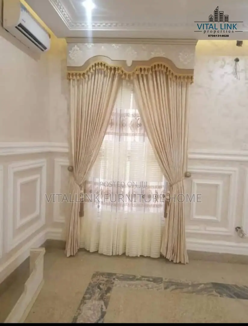 Classic Designed Curtain