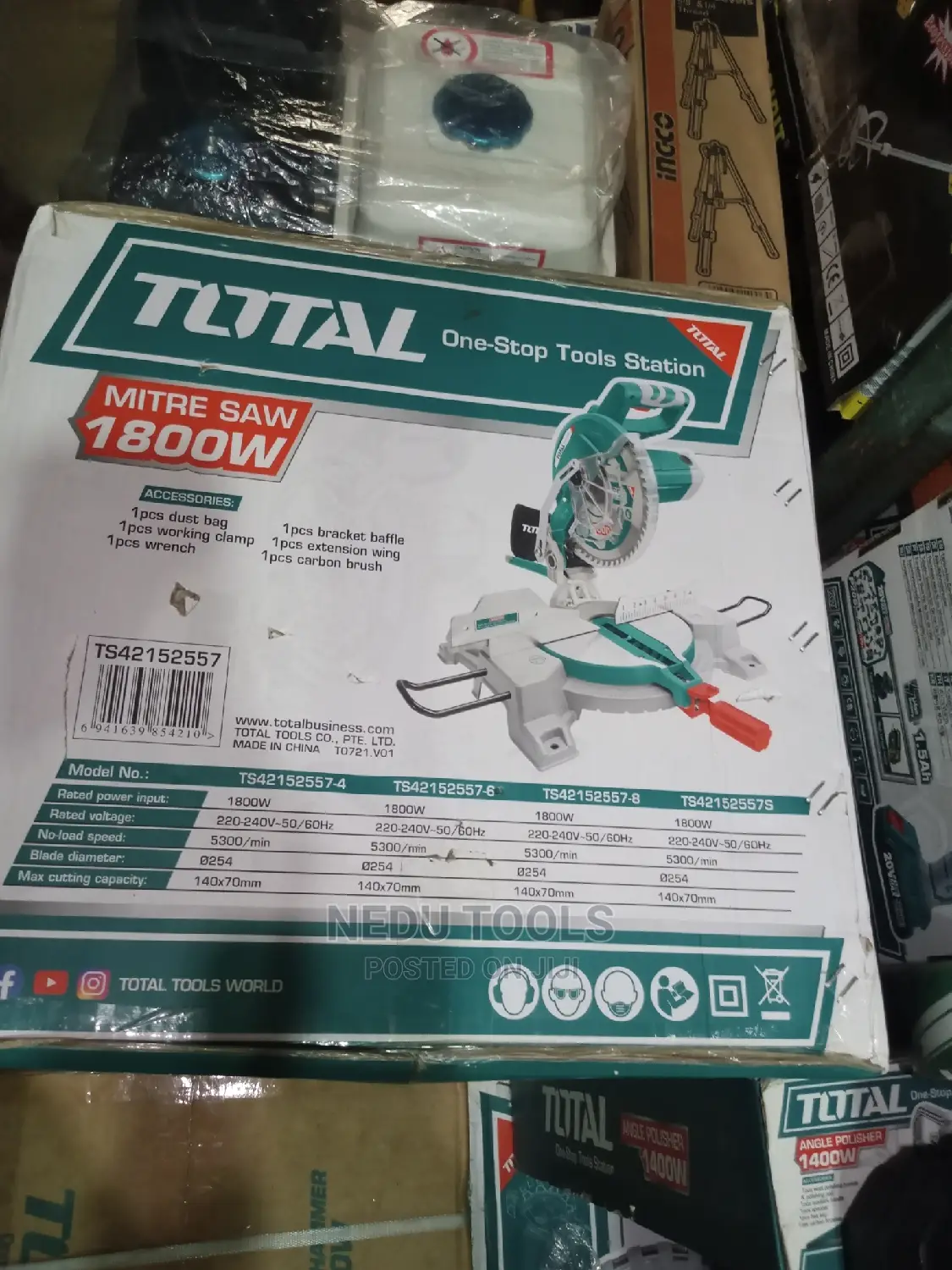 Mitre Saw Machine