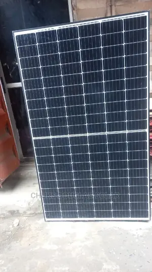 Quality 600W Canadian Mono Crystalline Solar Panel.