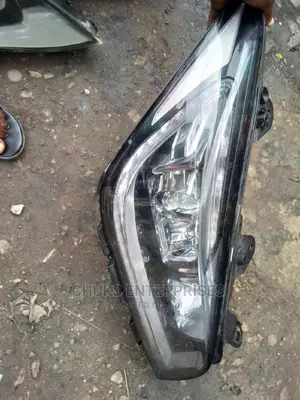 Hyundai Genesis 2017 Headlight Europe