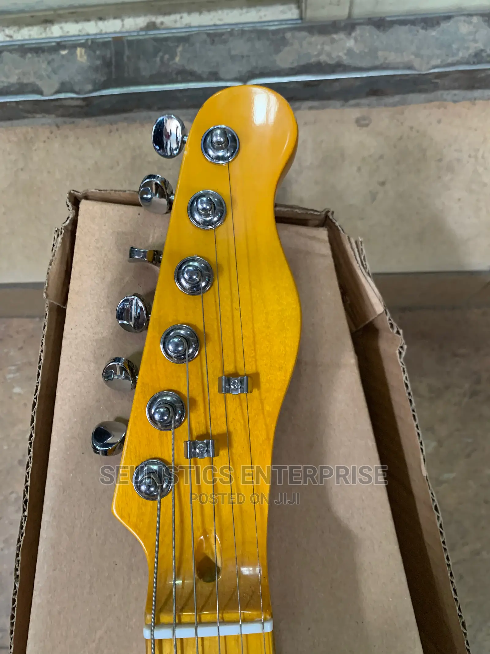 Quality Fender Jazz Telecaster Guitar