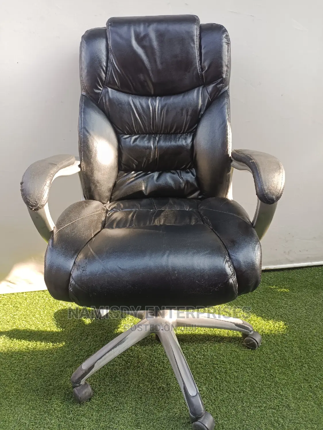 Standard Executive Office Chair