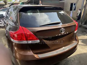 Toyota Venza 2012 Brown