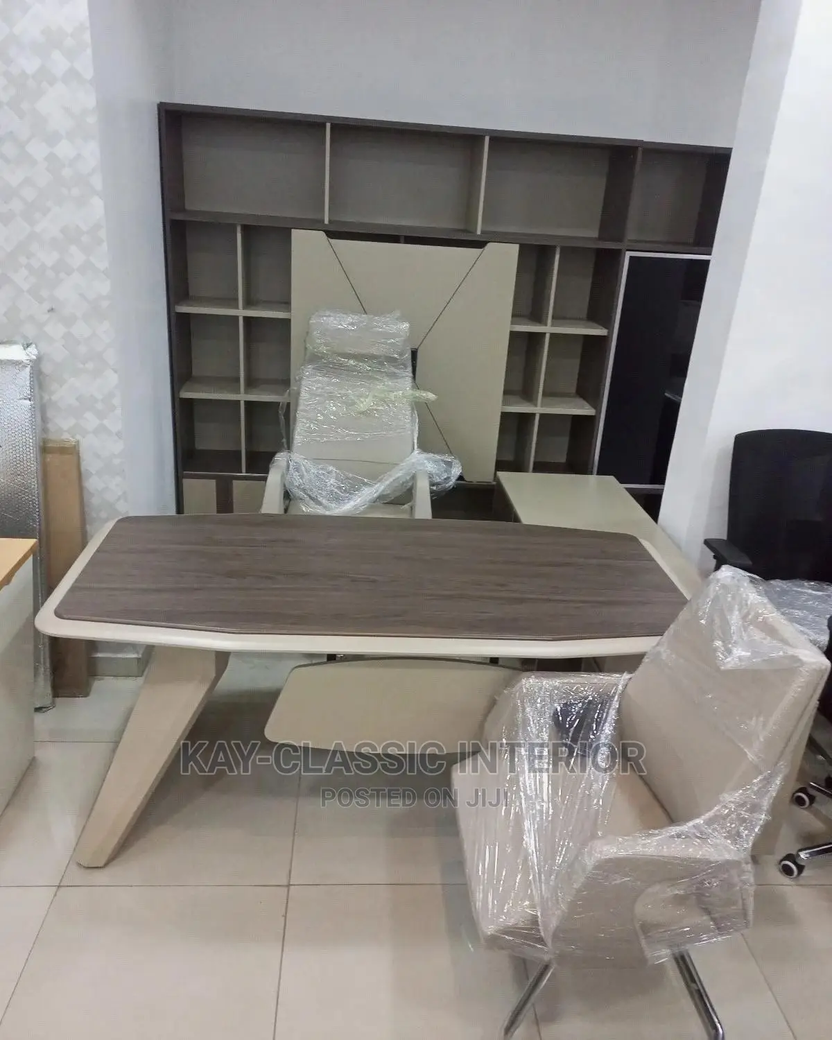 Supper Executive Desk