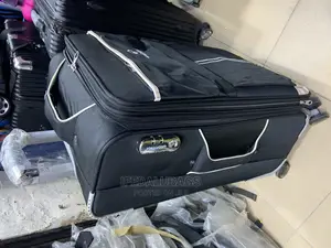 Medium Size Good Pathner Traveling Luggage