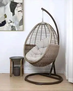 Luxury Rattan Made Indoor/Outdoor Hanging Swing Chair.