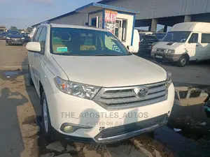Toyota Highlander Limited 2012 White