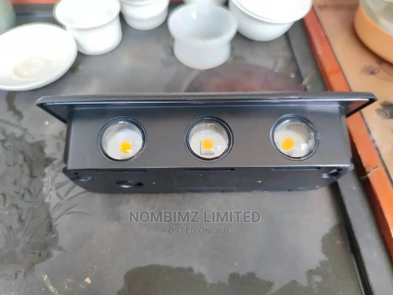 Unique Up Down 6 Lights Outdoor LED SOLAR Wall Light