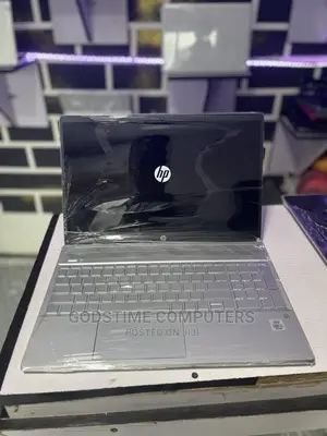 New Laptop HP Pavilion 15 12GB Intel Core i5 SSD 512GB