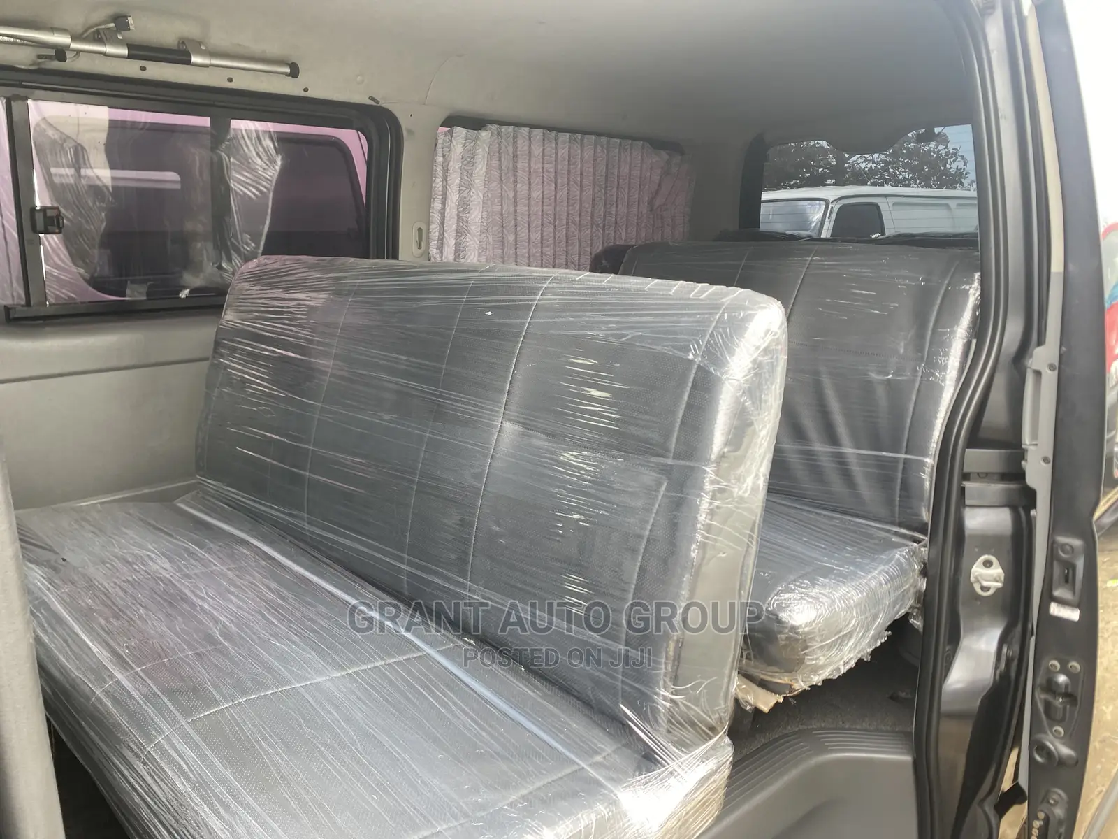 Toyota HiAce 2010 Grey