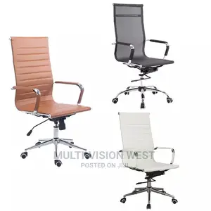 Quality Executive Swivel Leather Office Chair.